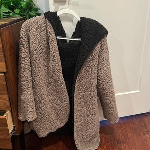 Urban Outfitter Reversible Sherpa Jacket Black and Brown